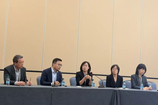 Panel discussion at the DIA 2026 China Town Hall, as reproduced in the source report.